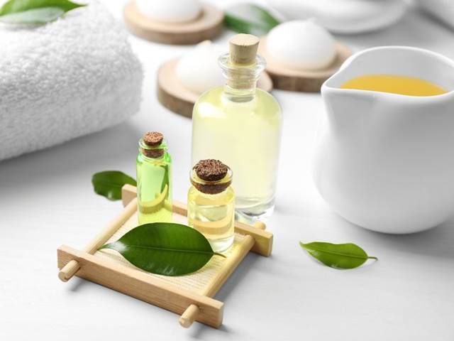 Zázračný tea tree oil. Proč by vám doma neměl chybět