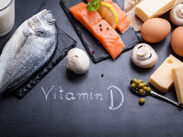 Důležitý vitamin D. Jen slunění vám k jeho doplnění nestačí